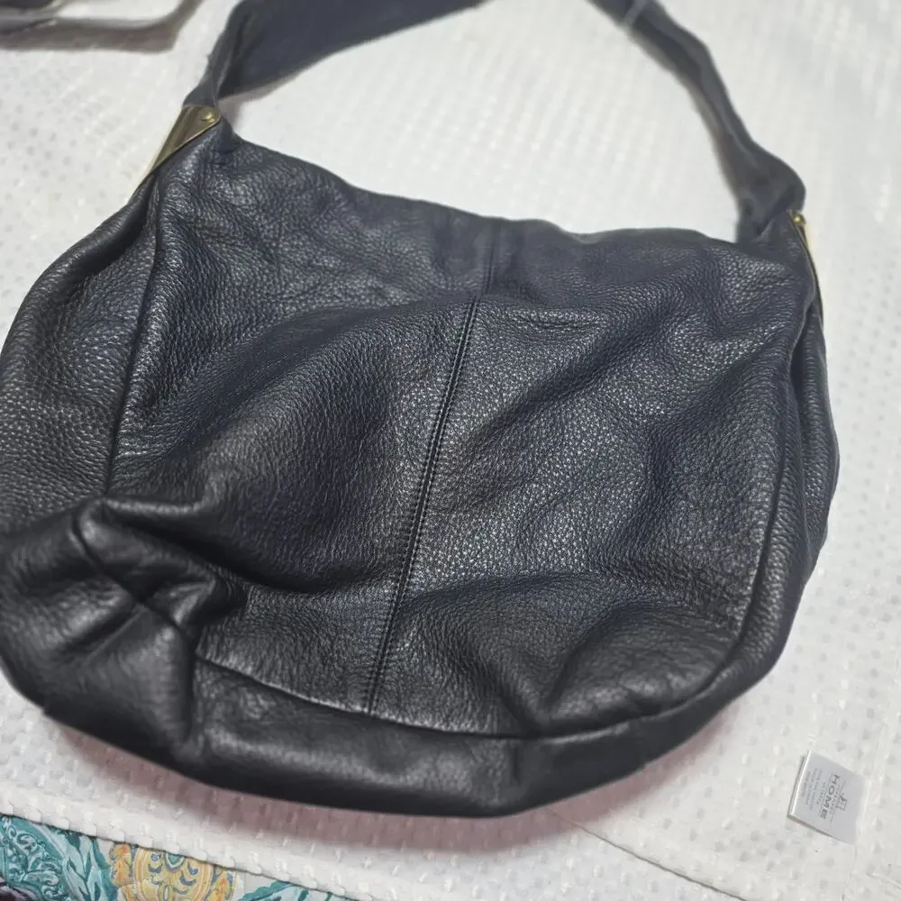 VINCE CAMUTO XL LEATHER BLACK HOBO BAG